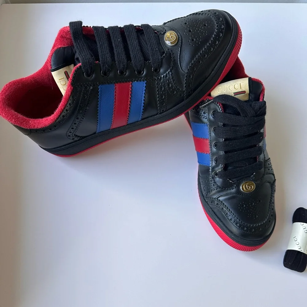NEW Gucci  Black and Red Sneakers